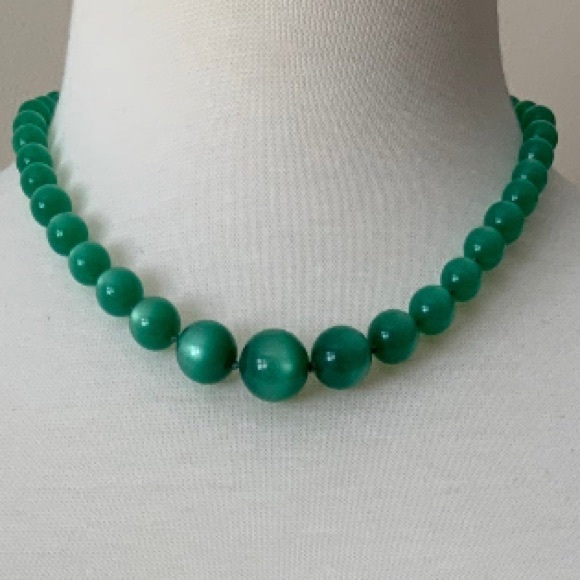 Midcentury Teal Grean Moonglow Thermoset Necklace - Picture 5 of 6